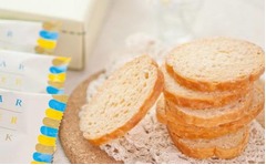 カルピスバター使用のラスク、セブン-イレブン限定のギフト商品で。