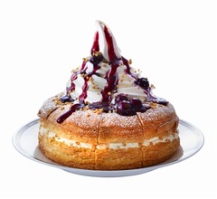 コメダが限定「シロノワール N.Y.チーズケーキ」