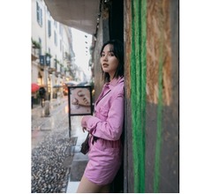 のん、太もも露わな&ldquo;超ミニ丈&rdquo;ショートパンツ姿に反響