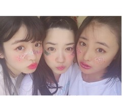 大友花恋の&ldquo;かれまゆめい&rdquo;3ショットに絶賛