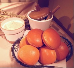 モスが10年ぶりバンズ一新、定番商品を強化