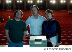 「ジョブズ」映画の初映像解禁、ダニー・ボイル監督がスピーディに描く。