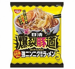 日清食品&ldquo;クサ旨＆ワシワシ極太麺&rdquo;の即席袋麺