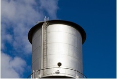 &ldquo;給水塔に遺体&rdquo;水道から異臭、住民は知らずに数日間飲み続ける。