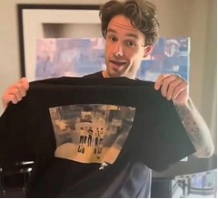 &ldquo;転落死&rdquo;元ワン・ダイレクションのリアム・ペイン、チャリティTシャツが巨額集める