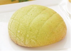 &ldquo;メロンパンみたい&rdquo;なシュー、ローソンがハイブリットシュークリーム。