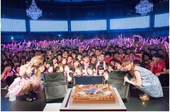 しょこたん「Pile様大好き」、バースデーライブ登場で熱烈なお祝い。