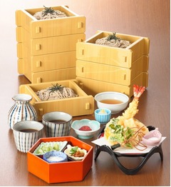 3日間の&ldquo;晦日そば食べ放題&rdquo;、「和食麺処サガミ」128店舗で実施へ。