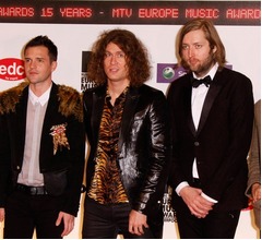 ザ・キラーズが宇宙旅行をキャンセル