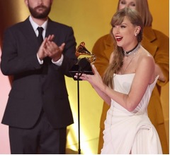 カルティエやヴィトン&hellip;テイラー・スウィフトがスタッフに総額2400万円のプレゼント