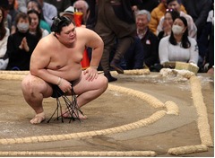 大の里が３連敗