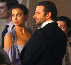 ブラッドリー・クーパー、赤ちゃんにメロメロ