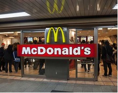 よく行くファストフードは？ 男性人気のマック＆女性人気のミスド。