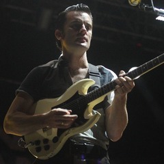 フランツ・フェルディナンドのメンバー脱退、家族との時間を優先。