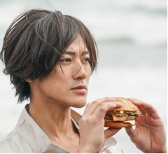 マクドナルドCM初出演、赤西仁&ldquo;マックの思い出&rdquo;語る「ボクの中で、まずそれ」