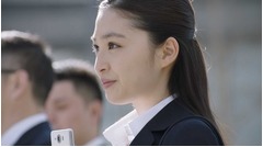 東京パフォーマンスドールの上西星来が初CM、三井住友銀行の新作に。