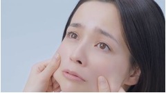 加藤ローサが出産後初のCM出演、&ldquo;二児のママ&rdquo;とは思えないみずみずしさ。