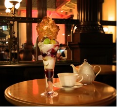 毎日20時からの数量限定&ldquo;アートな夜パフェ&rdquo;