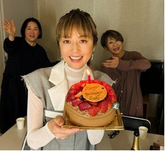 高岡早紀が51歳の誕生日「嬉しいです。幸せです。感謝です！」