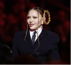 マドンナ、&ldquo;HIV活動家&rdquo;になったのは親友の死がきっかけ