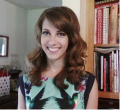 生徒と&ldquo;禁断の関係&rdquo;の美人教師「私は被害者」