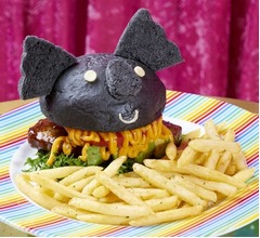 「コアラのマーチ」が黒いハンバーガーに