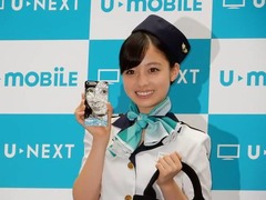 &ldquo;天使すぎる&rdquo;橋本環奈がCA姿「一歩大人の女性に近づけたかなっ」。