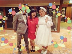 ニッチェ江上が結婚式を報告、真っ白なワンピース姿に「可愛い」の声。