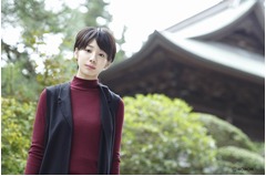 夏帆が&ldquo;お墓参り&rdquo;をする番組、掃苔人として故人の人物像に迫る。