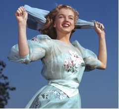 ハリウッドのホテルに&ldquo;マリリン・モンローの幽霊&rdquo;出没、歌手が目撃談