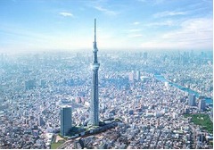 スカイツリー第2展望台までは3,000円、開業1か月半程度は当日券販売なし。