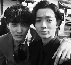 竜星涼＆上杉柊平が色気ムンムン2ショット