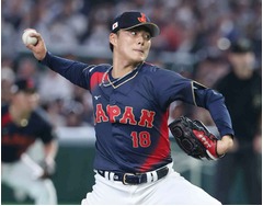 先発の山本　野球