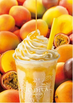 南国感じるゴディバチョコ飲料、フルーティーでトロピカルな味わい。