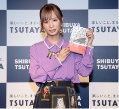 モモコグミカンパニー&ldquo;サイン本&rdquo;お渡し会に長蛇の列、BiSH解散後初の公の場