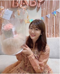 第2子妊娠中の安めぐみ、スタッフからの&ldquo;BABY&rdquo;サプライズにニッコリ