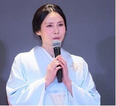 中谷美紀「18歳のときから『お〜いお茶』で育てていただいて」CM撮影の思い出語る