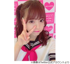 にこるんのハーフツイン＆セーラー服姿が激カワ