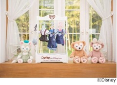 ダッフィーのコスチュームラック、靴や小物もきれいにスッキリ収納。