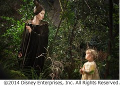 アンジー&times;愛娘の初共演秘話、やる気にさせるためブラピも協力。