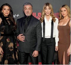 シルヴェスター・スタローン、3人の娘に&ldquo;36億円の豪邸&rdquo;買ってあげる