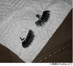 泥酔女性の&ldquo;イケてる&rdquo;恋人に反響