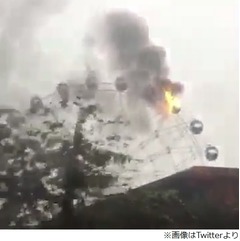 観覧車のゴンドラが突如炎上、恐ろしい光景に「想像すると本当に怖い」。