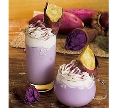 大胆な「紫いもとさつまいものプレミアムラテ」