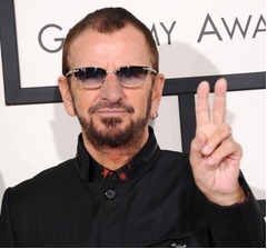 リンゴ・スターがリハビリ治療中説否定