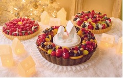 キルフェボンのXmasケーキ2015、フルーツをたっぷり飾った3種類用意。