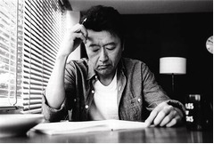 桑田佳祐が13年ぶりの単行本、ソロ活動開始後の人生を語り尽くす。