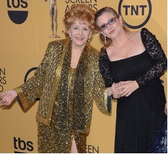 キャリー・フィッシャーと母の葬儀にメリルら