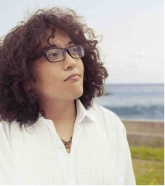 全国ラジオ総合1位の新人歌手、爽快サウンドのジャンク フジヤマ。