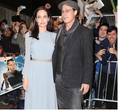 アンジェリーナ・ジョリーがブラピと離婚へ